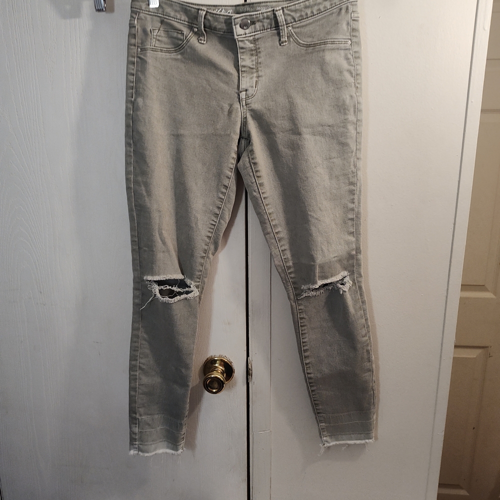 Mossimo Supply Co. Distressed Ankle Mid-rise Jeggings in Light Gray